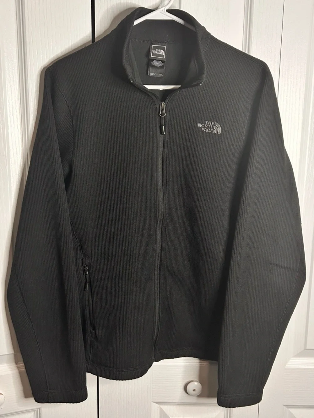 North Face Jacket Mens Medium Black Fleece Full Zip Outdoor Knit Thermoball F16‎